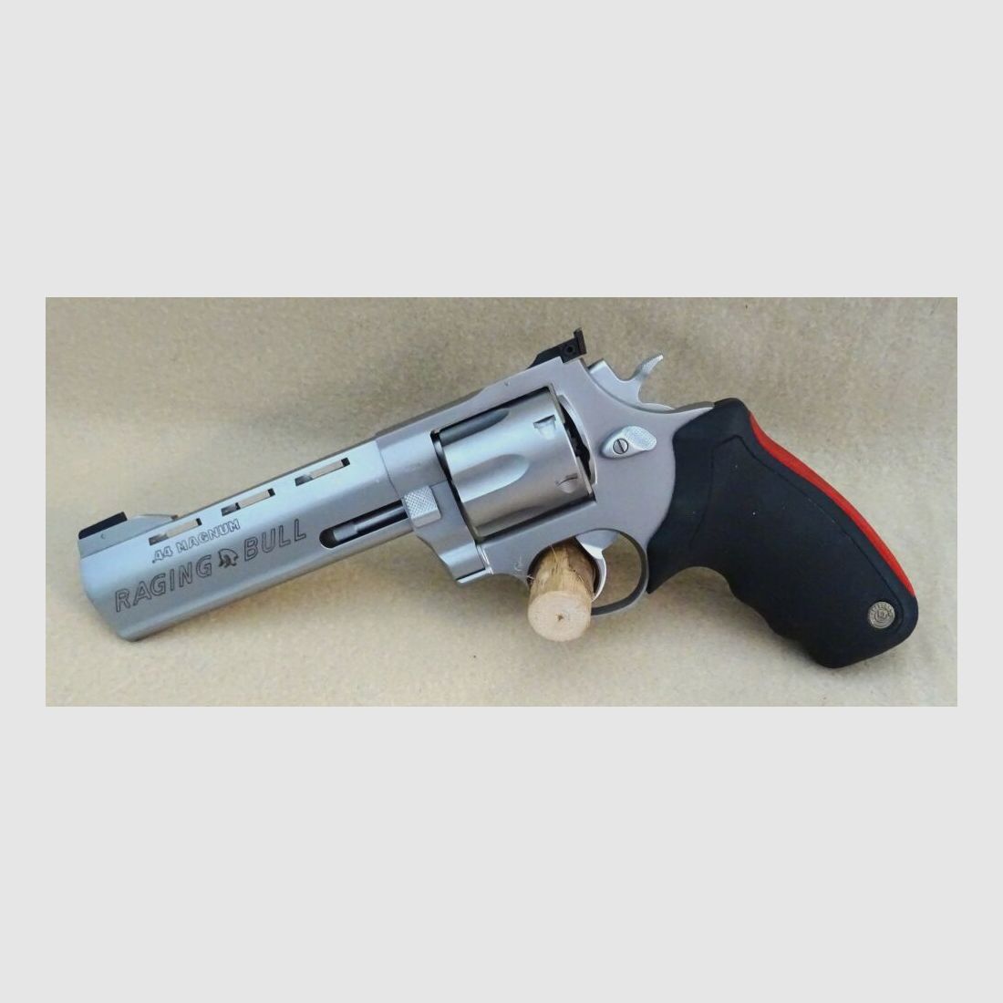 Taurus Raging Bull 444