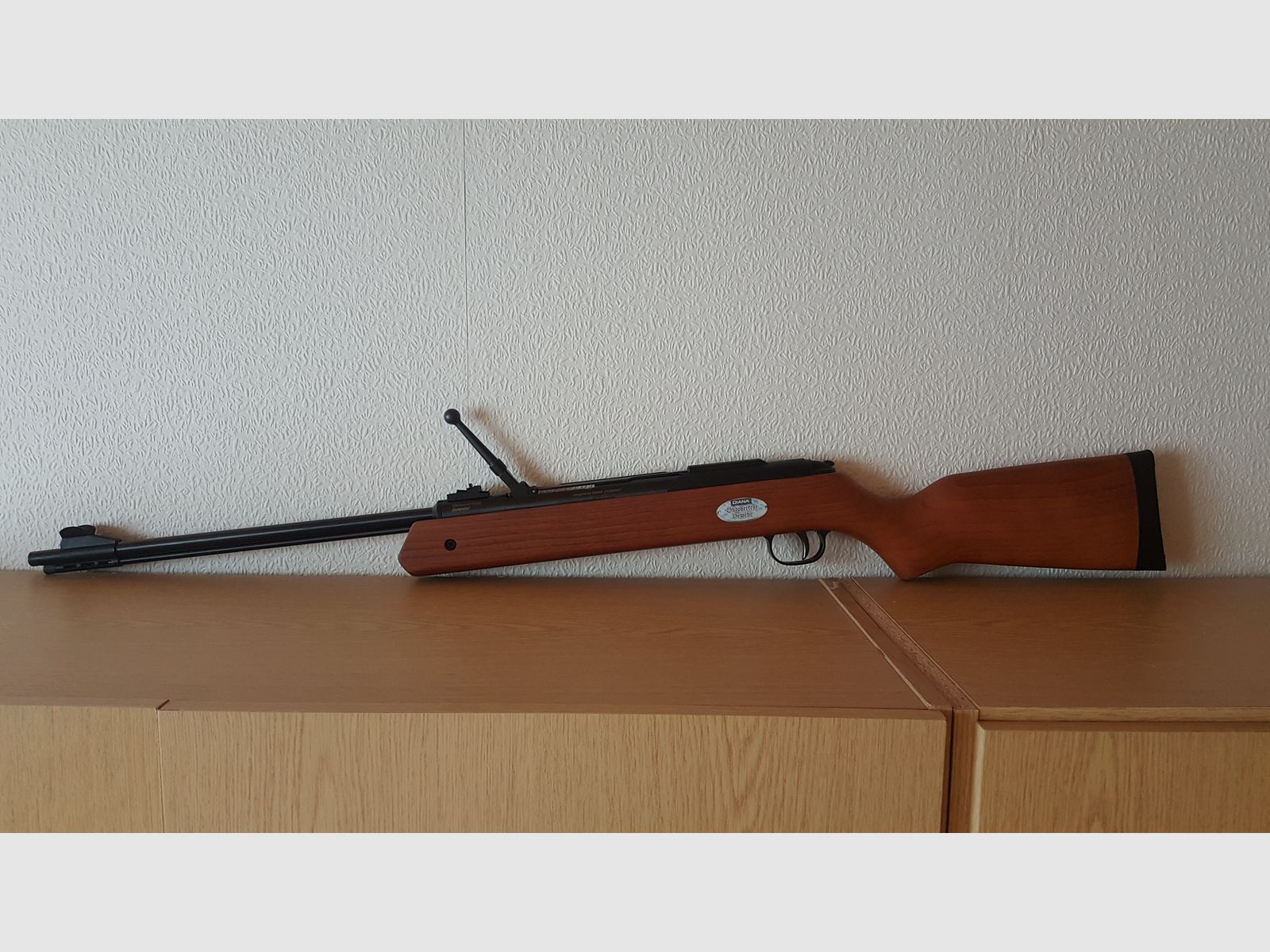 Diana Oktoberfestgewehr Repetierluftgewehr Kaliber 4,4mm BB Holzschaft 