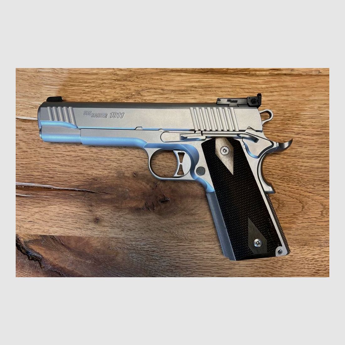 SIG Sauer 1911 9mm Luger