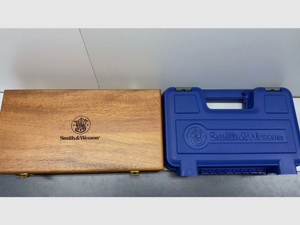 Smith & Wesson | S&W Mod. 29, 6 1/2" | Classics Series / blued | "DirtyHarry" - Weapons Friedrichs