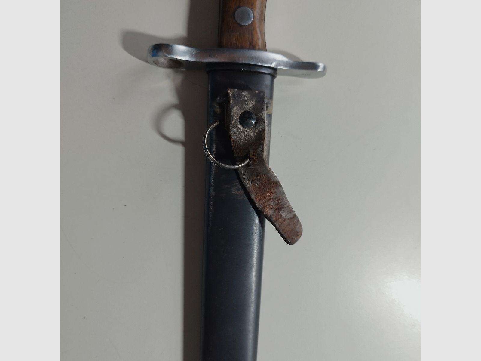 Schweizer Bajonett "Elsner Schwyz" Modell 1918 mit Metallscheide