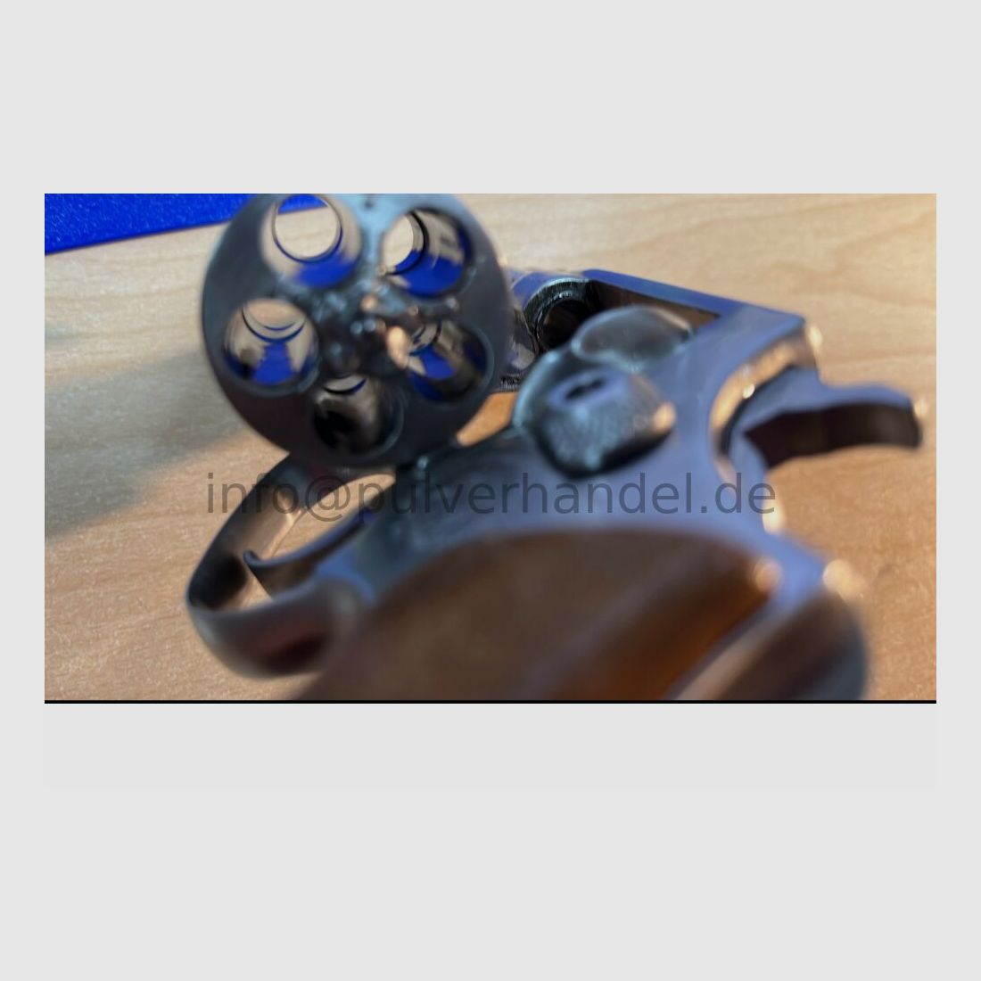 SIA Inc. USA Police Security Special .38Special, Stainless steel. Holzgriffschalen TOP
