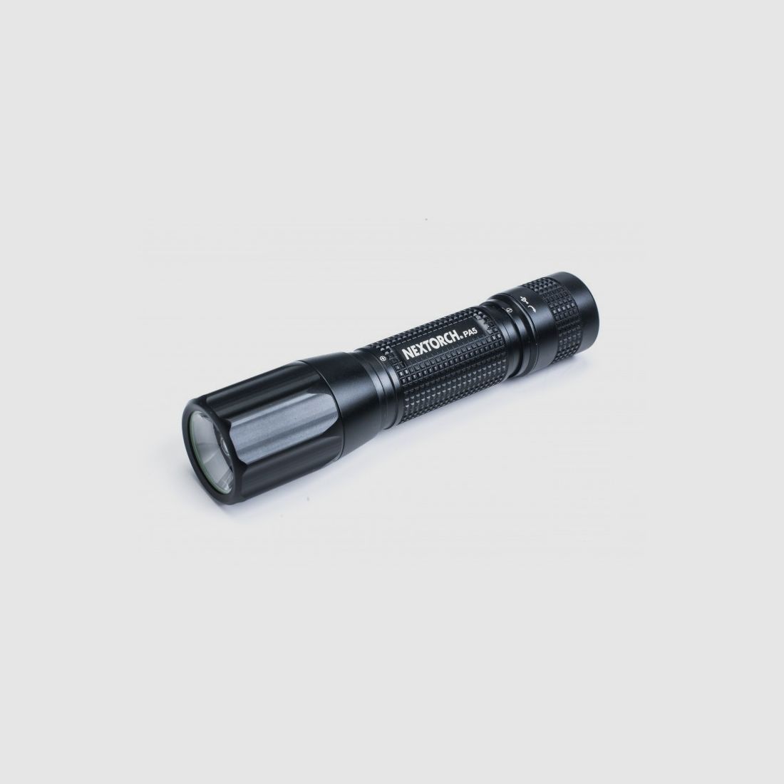 NEXTORCH PA5 660 Lumen fokussierbare LED Taschenlampe Leuchtweite 220m