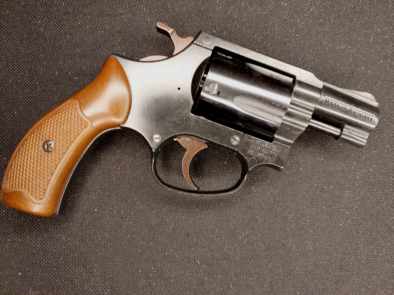 Weihrauch HW37 Kal. 9mm R.K. (PTB 887) Arminius HW 37 Schreckschuss Revolver mit Lederholster