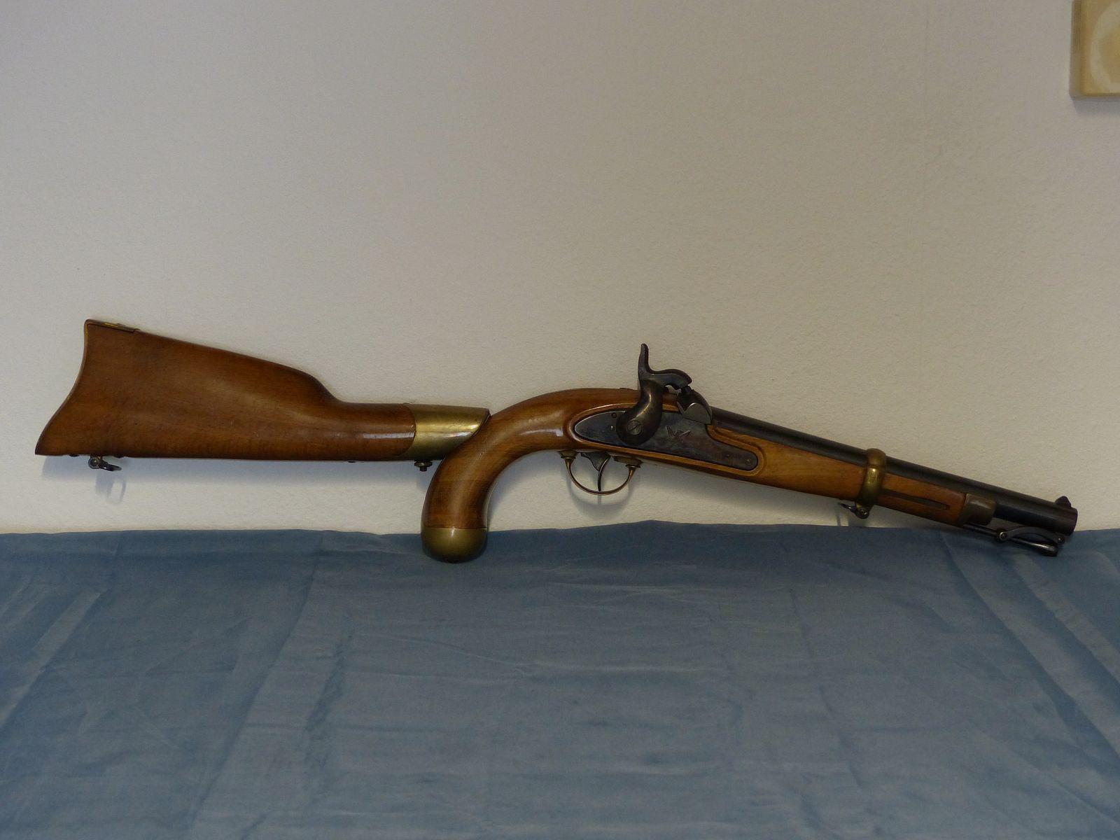 Navy Arms 1855 Dragoon Carbine Vorderlader Pistole mit Anschlagschaft von Antonio Zoli Cal. .45 vintage