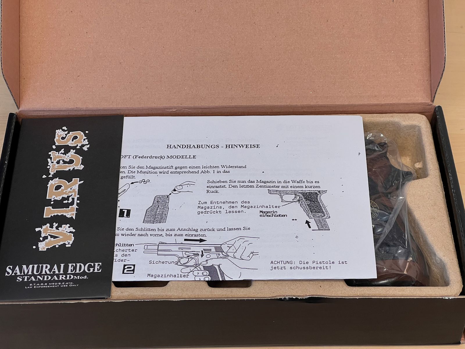 WE Socom Gear Samurai Resident Evil Full Metal GBB 6mm Black
