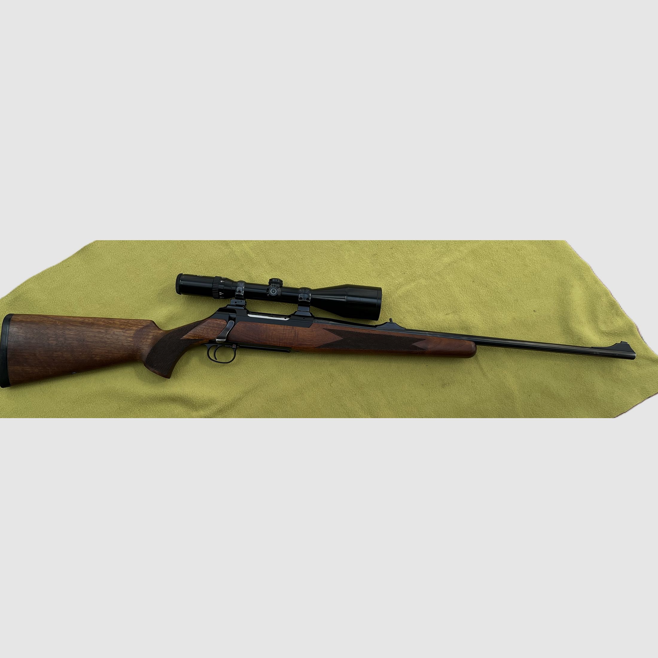 Rifle Sauer Modell 200 caliber .243Win. with scope Schmidt & Bender with very good shooting performance