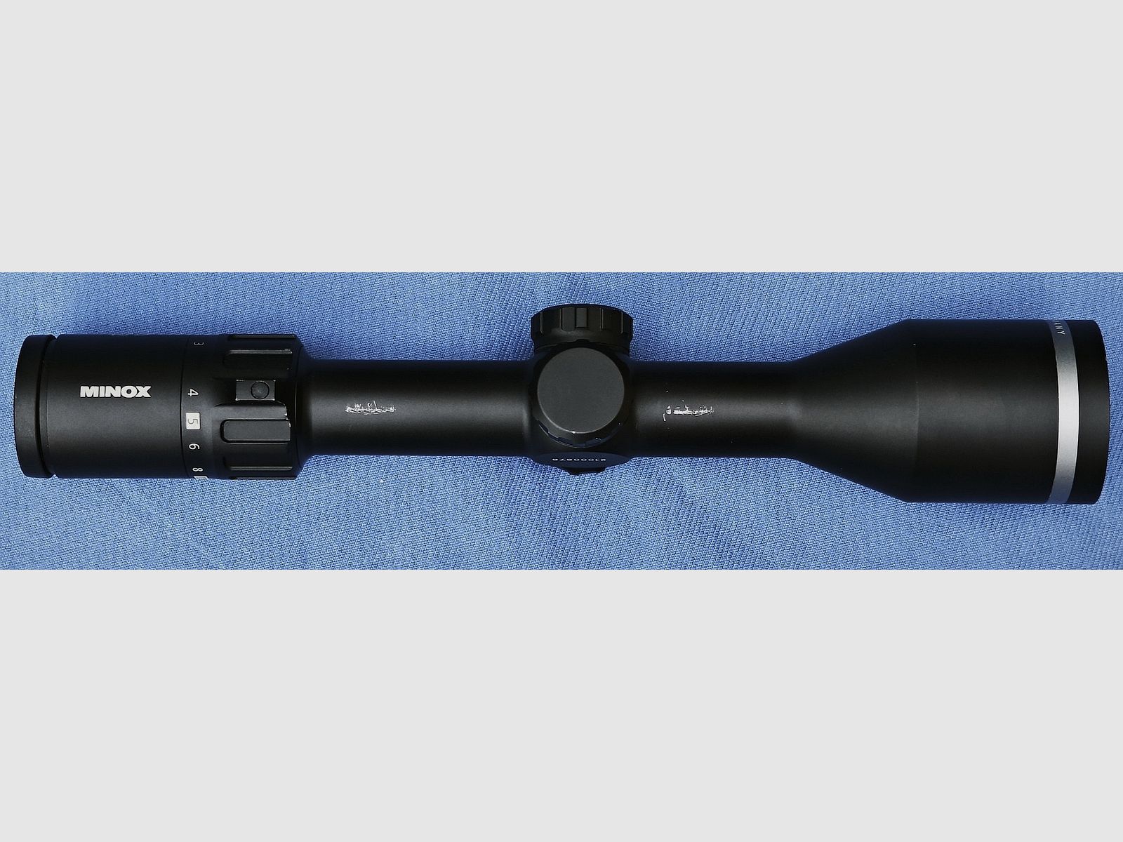 Telescopio Minox ZE5.2 2-10x50