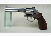 Smith & Wesson S&W 686 6`