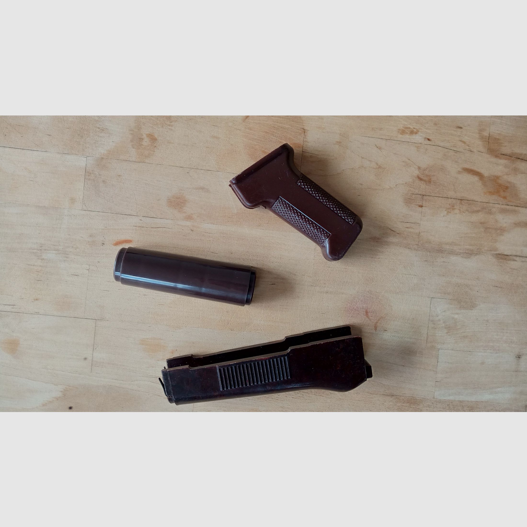 Set di protezione anteriore AKMS MPi dell'Est Germania per AKMS & AK74 DDR NVA in bakelite e plastica // montaggio indiretto anche per NEDI SDM Type 56 possibile, immagine 20 di 20