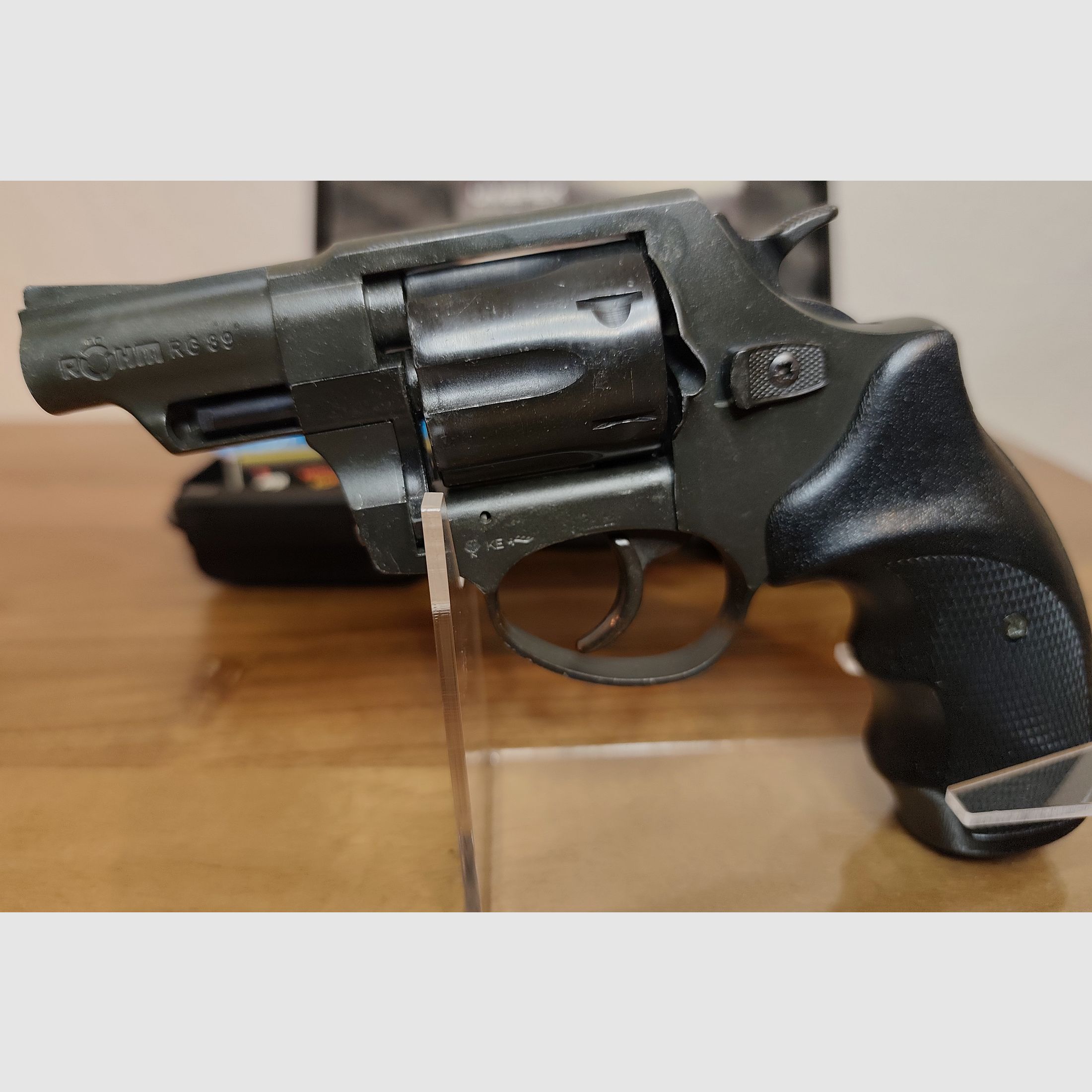 Röhm RG 89 PTB 451 schwarz brüniert + Umarex Munition + Pyro
