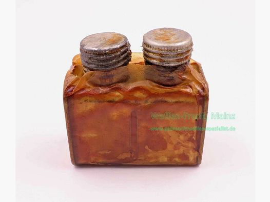 Diverse manufacturers oil bottles Mosin Nagant