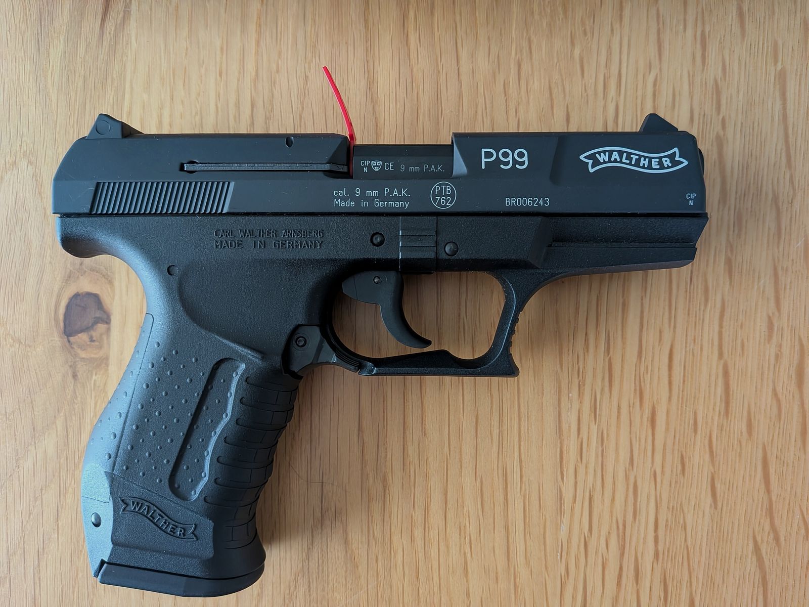 Walther P99 Cal. 9mm P.A.K ++ NEU++ Pistolet d'alarme P 99