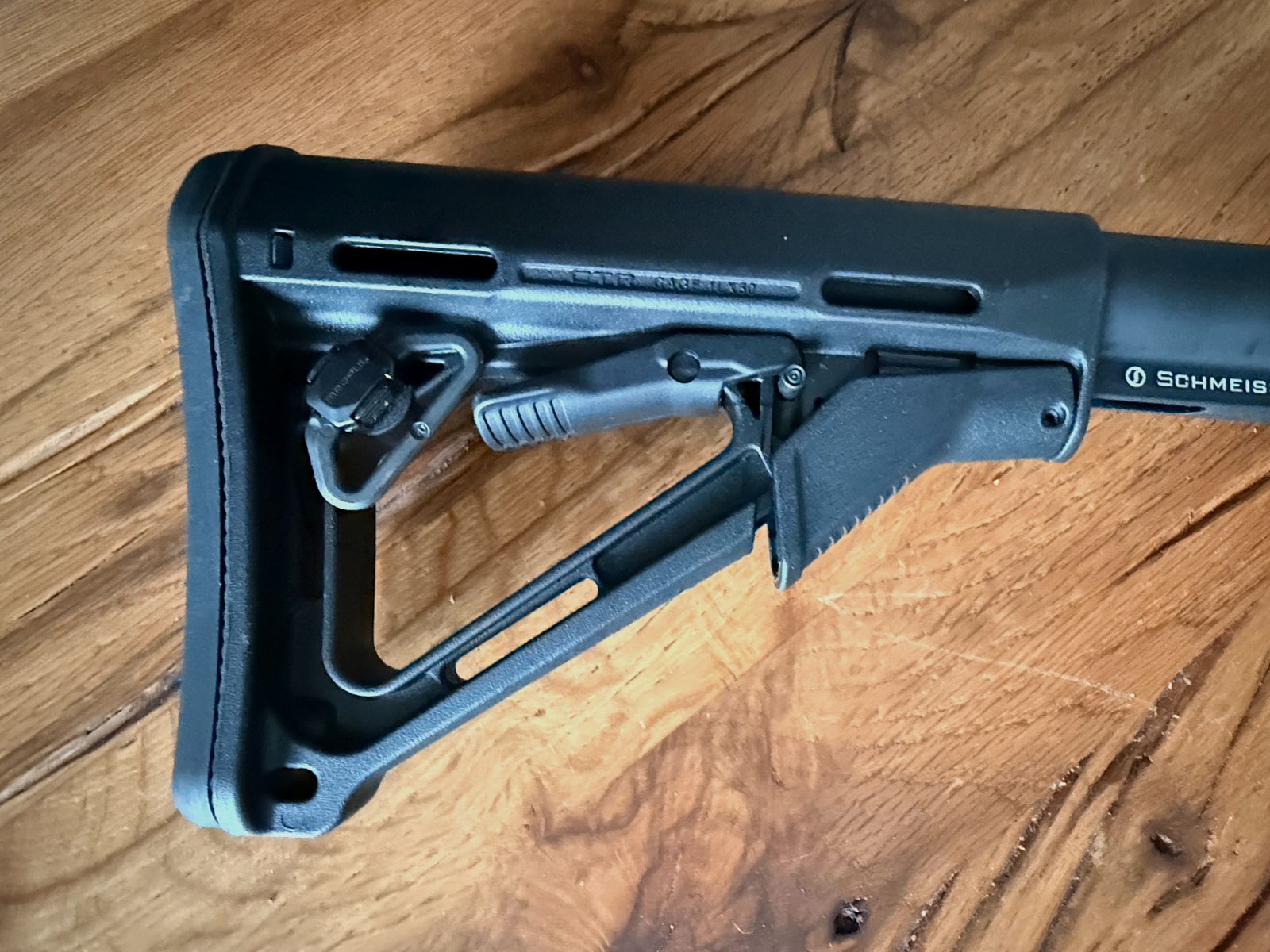 Schmeisser AR15-M5FL .223 Rem., ERATAC trigger, Magpul CTR, Falke Optik