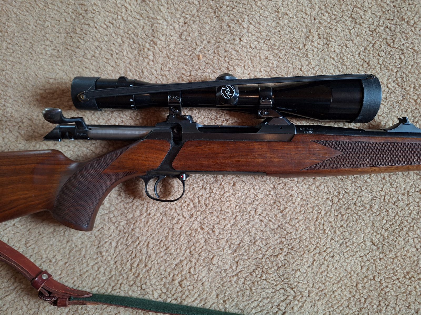 Sauer & Sohn Repetierbüchse, Modell 200 S, Kaliber 9,3 x 62, mit Zeiss Diavari-ZA 2,5 - 10 x 52 T*