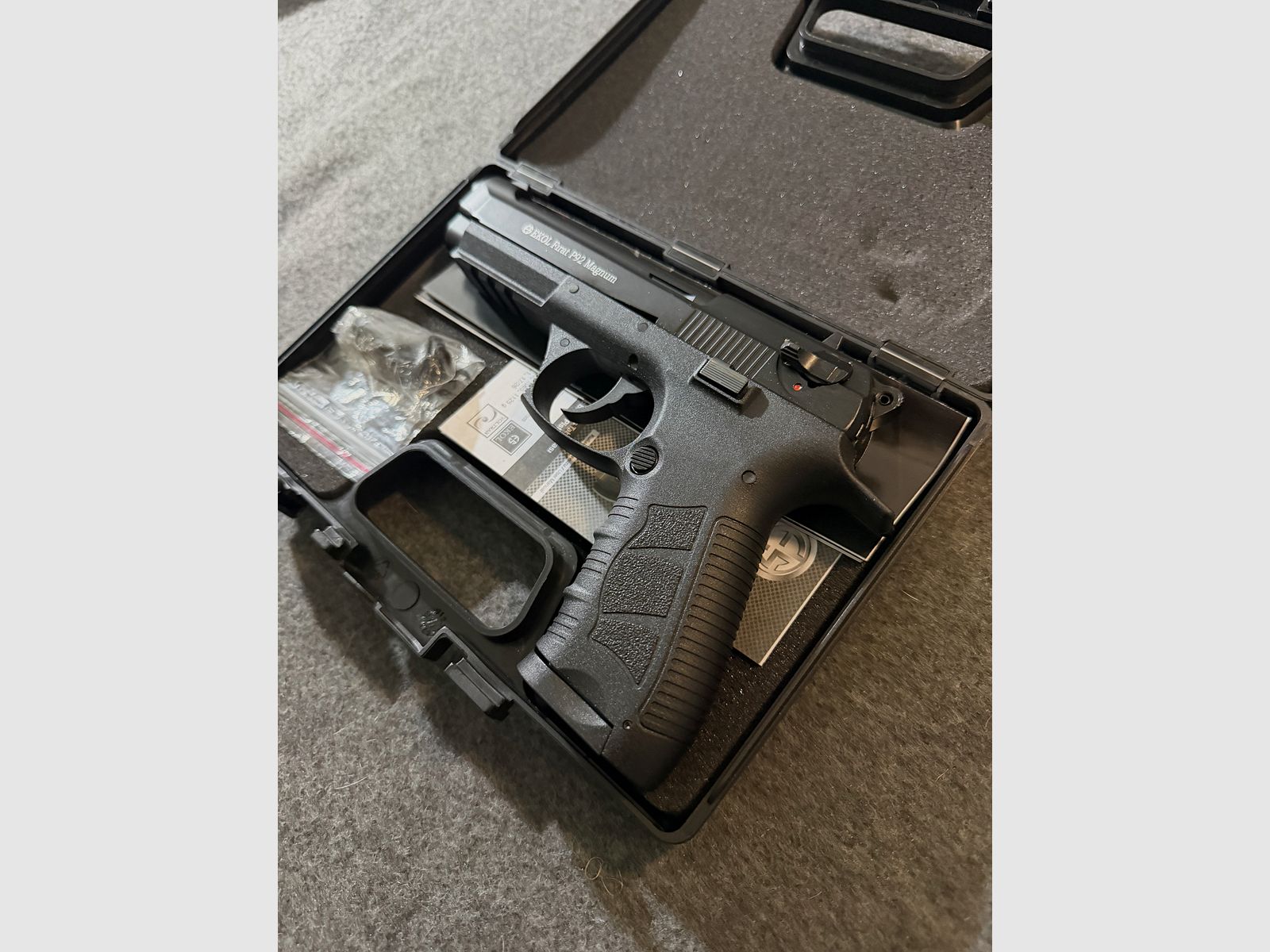 Ekol Firat P92 Schwarz (NEU) - Inklusive Versand