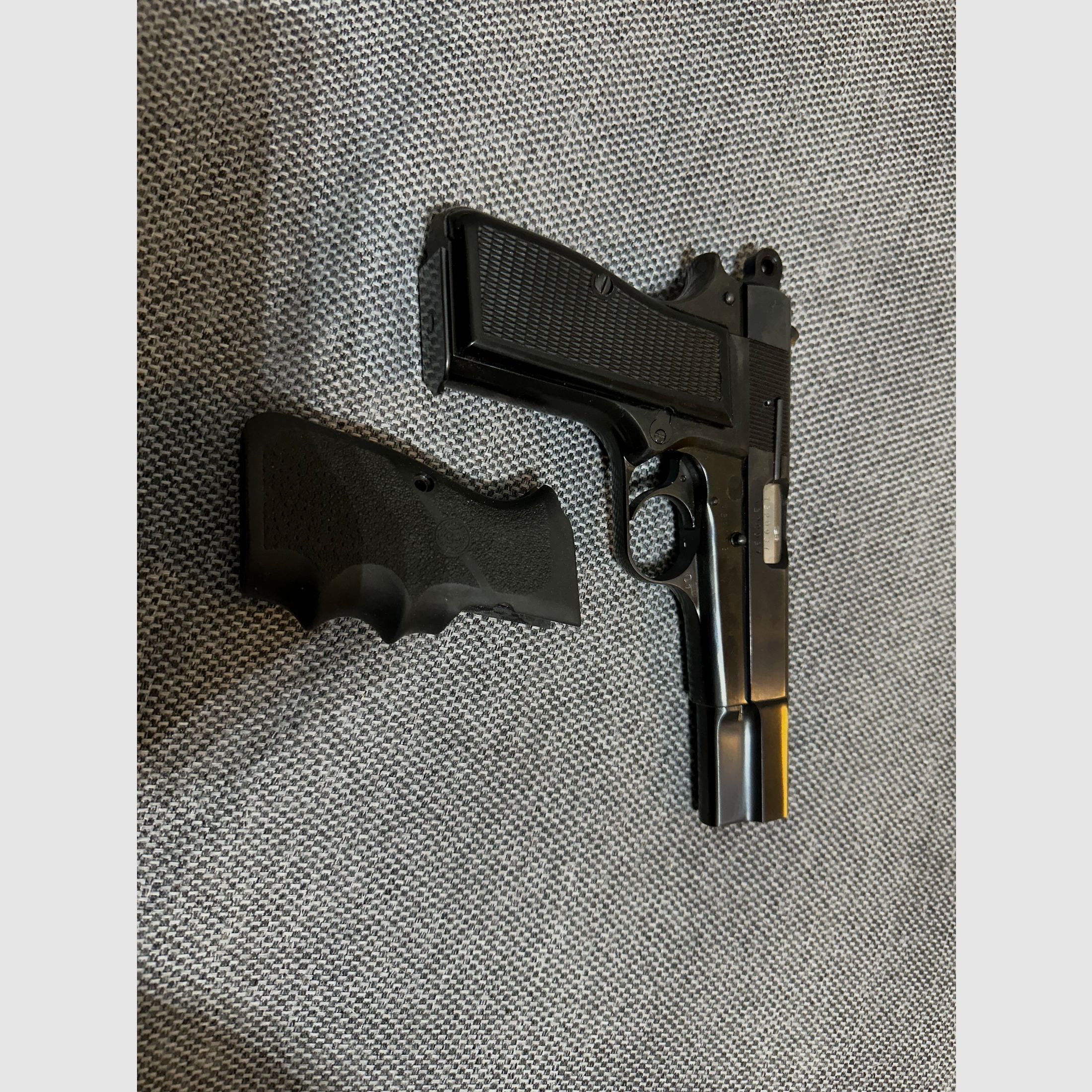 FN High Power HP 9mm Luger aus Sammlung