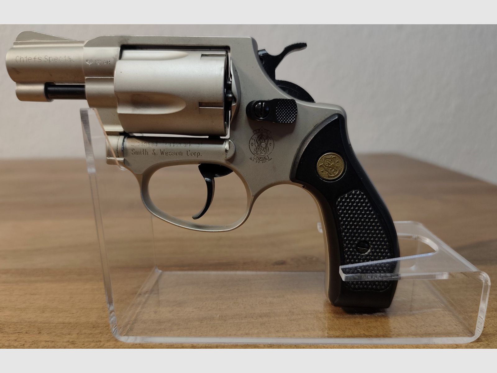 Smith & Wesson Chiefs Special blank firing revolver cal. 9mm R.K.