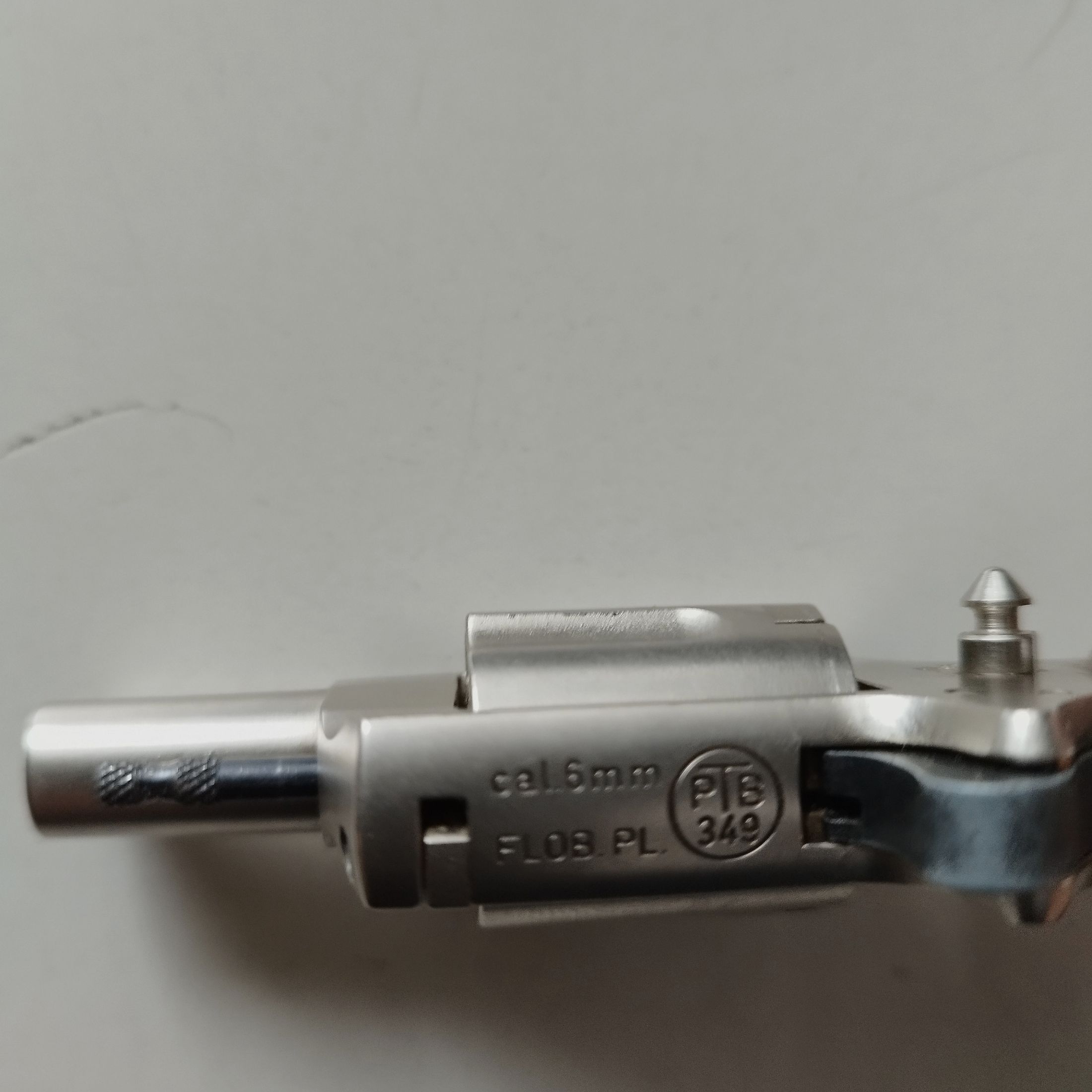 Wunderschöner RÖHM Little Joe - SRS-Revolver 6mm FLOB.PL. mit Gürtelschließe & Holster & Zubehör in OVP - Sammlerstück PTB