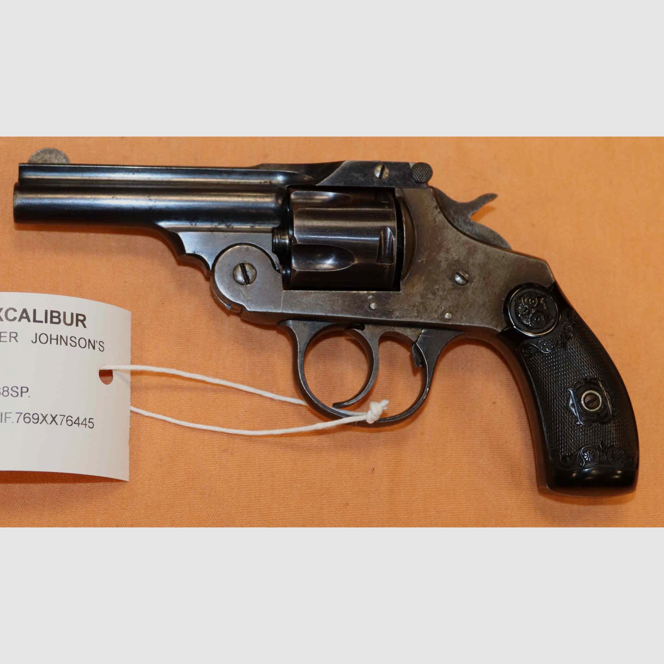 Rewolwer Iver Johnson's Kaliber 38 SP, zdjęcie 3 z 6