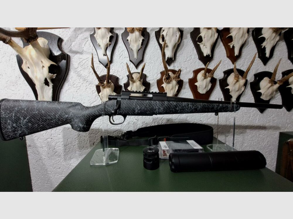 HOWA Superlite + DDOPTICS Zielfernrohr + Montage + A TEC Schalldämpfer + Zubehör