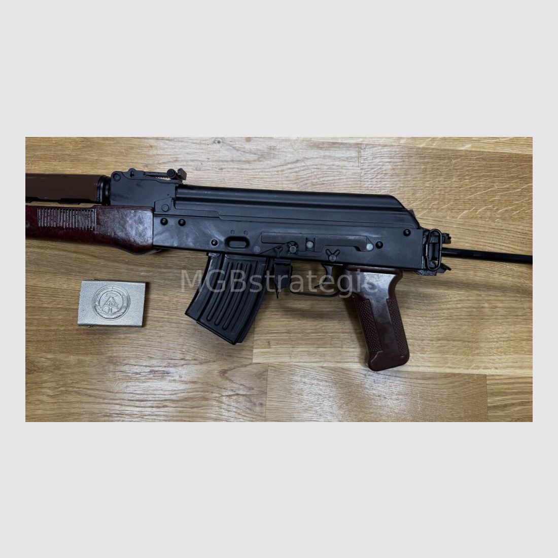 Oryginalne akcesoria NVA MPi KMS-72 - WBP Jack - karabin samopowtarzalny 7,62x39 MGBs Retro wersja - można zamontować bagnet - Wyprodukowano w Polsce - system AKM AK47 AK74 - styl MPi KMS 72