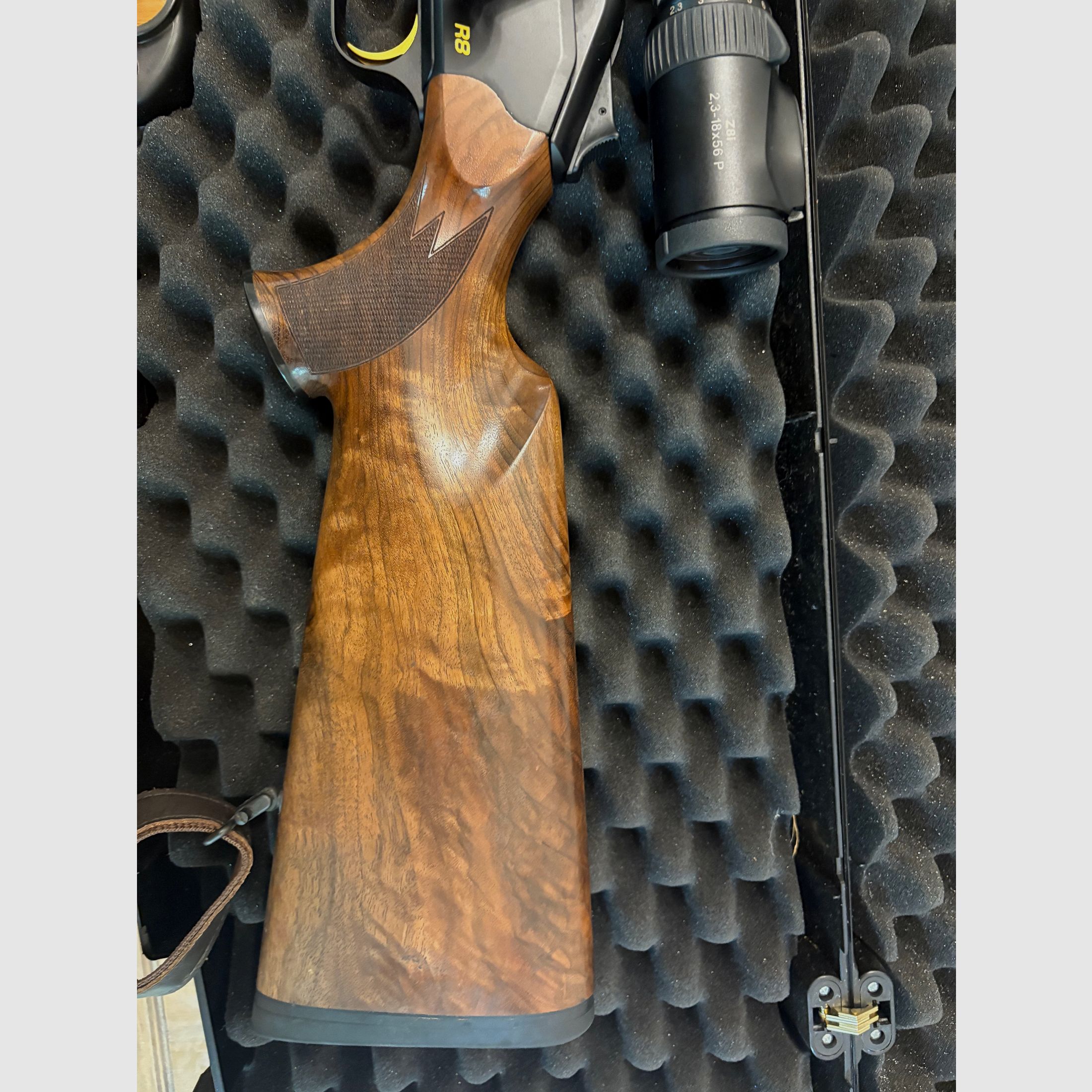 Blaser R8 Left!!  308 Win, Swarovski Z8i 2.3-18x56
