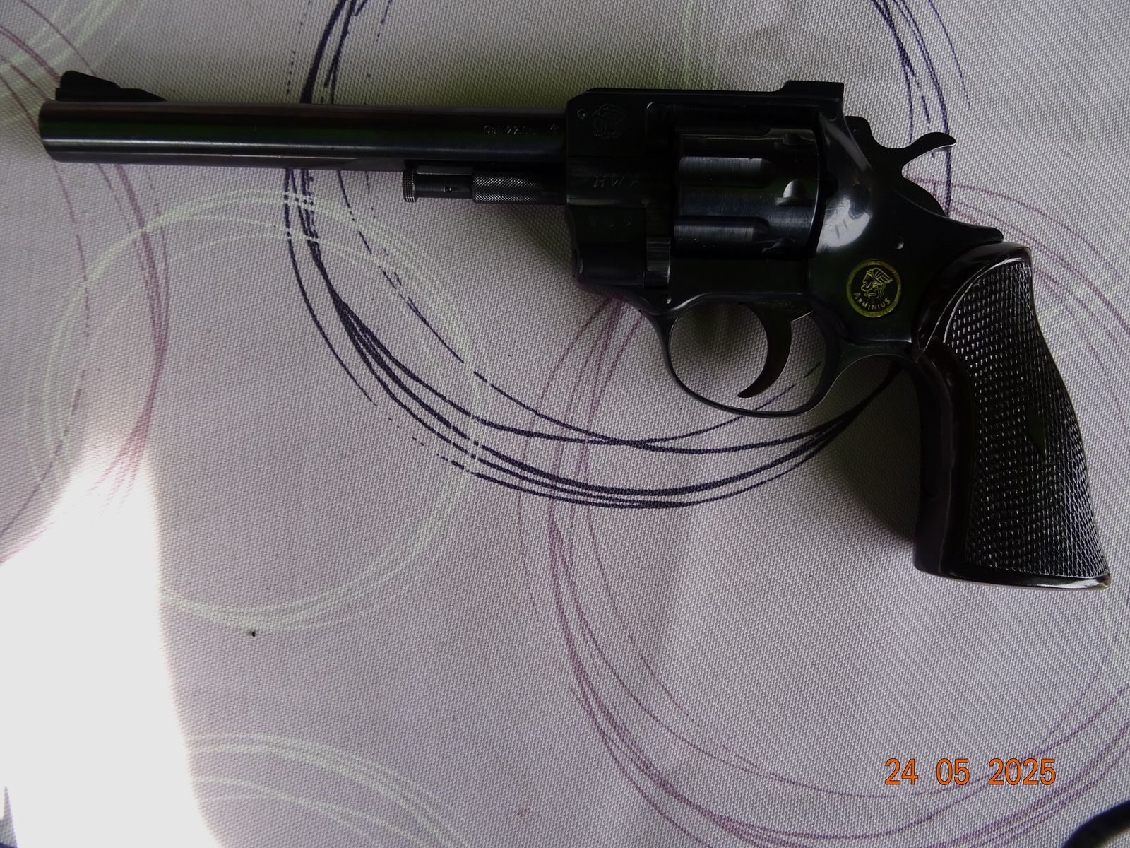 Revólver Arminius Cal. .22LfB usado, en buen estado