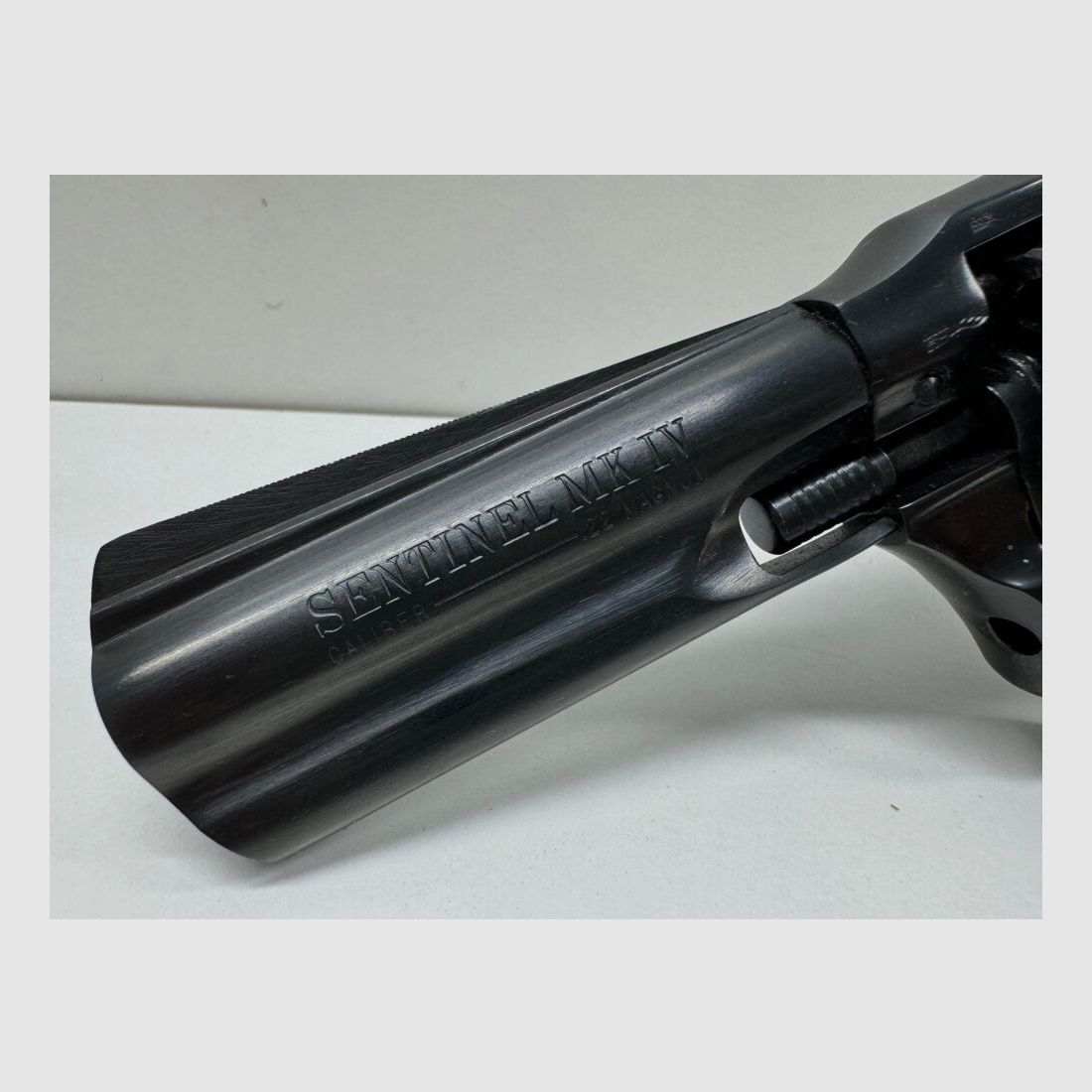 HIGH STANDARD Mod. Sentinel Mark IV - Waffen Friedrichs