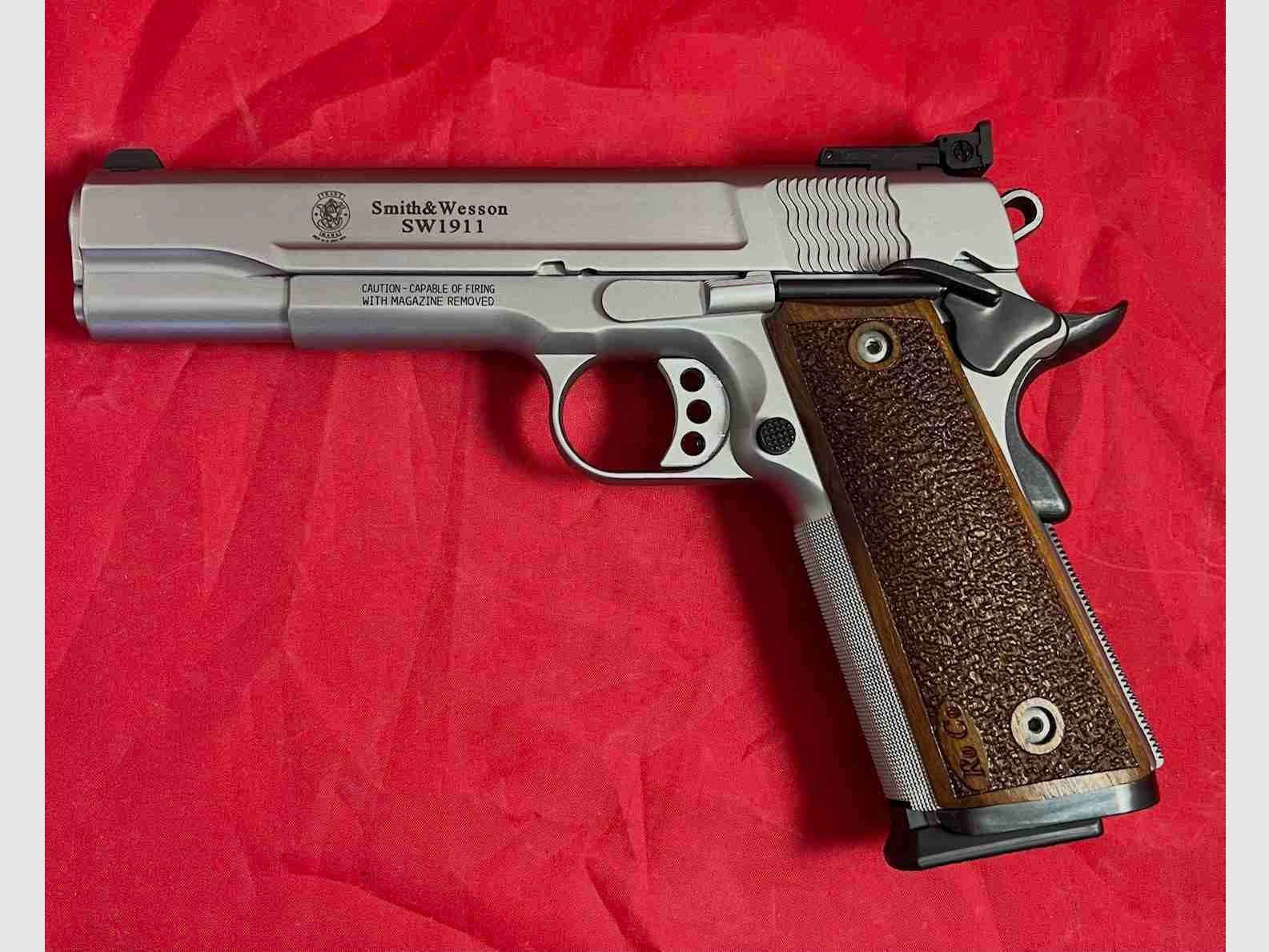 Brugt S&W 1911 Pro Series 9×19, billede 3 af 7