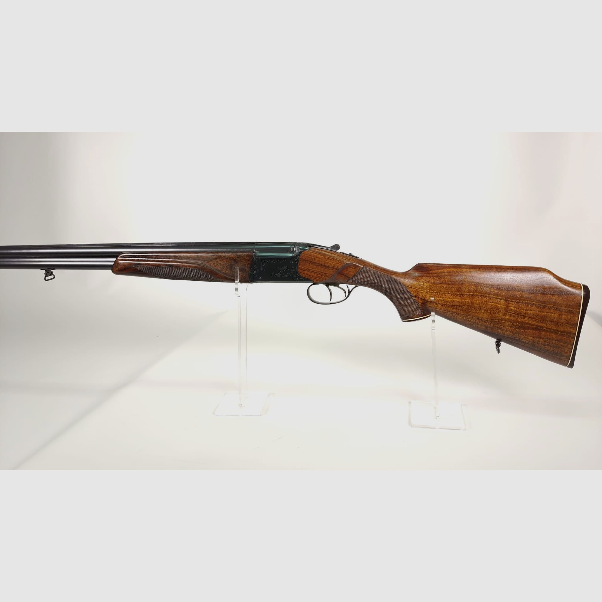 Tundra IJ-27 over-and-under shotgun 16/70