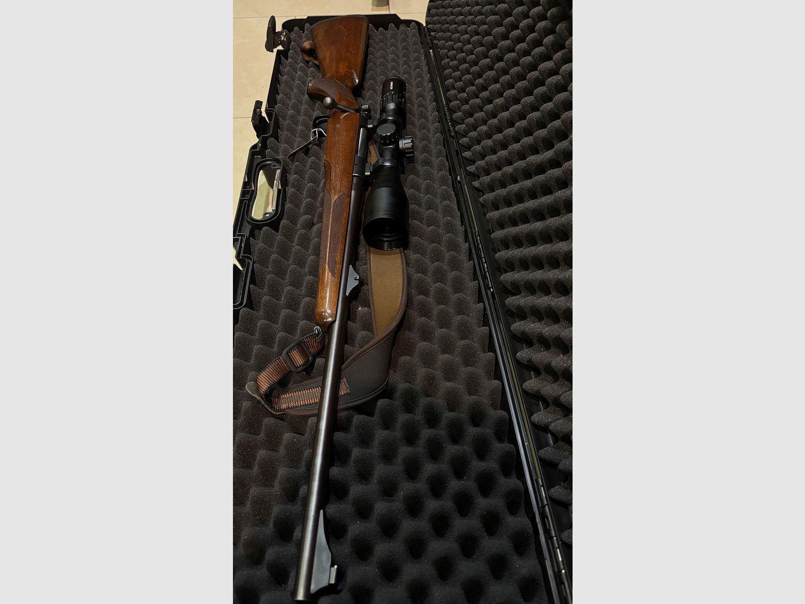 Sztucer Mauser M12 kal. .30-06 z lunetą Minox ZX5 3-15x56 oraz kufrem Mauser #K10/26, zdjęcie 7 z 7