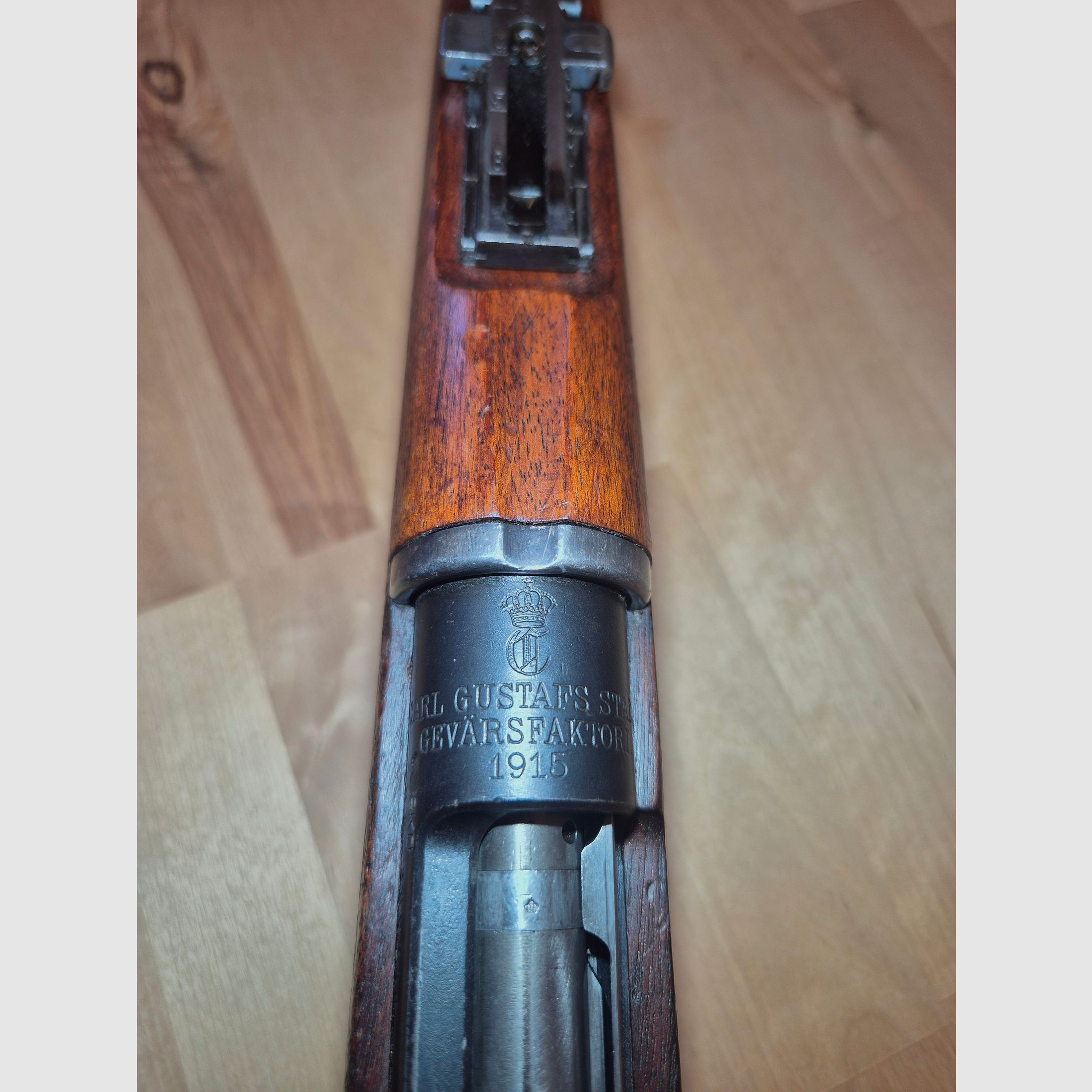 CARL GUSTAFS STADSGEVÄRSFAKTORI Rifle de repetición Schwedenmauser M96 Carl Gustafs 1915, calibre 6,5x55