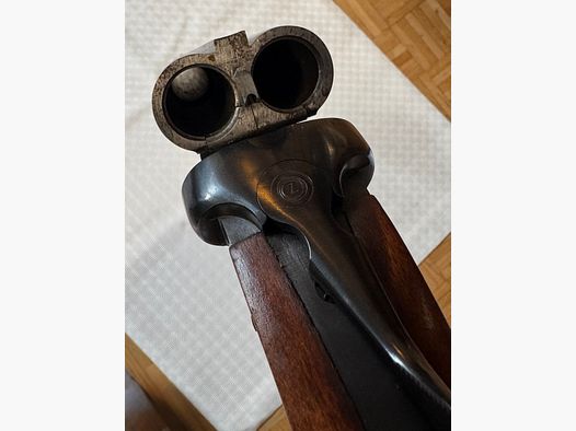 Escopeta doble Brünner – Calibre 12/70 – ligeramente usada (con signos de uso)