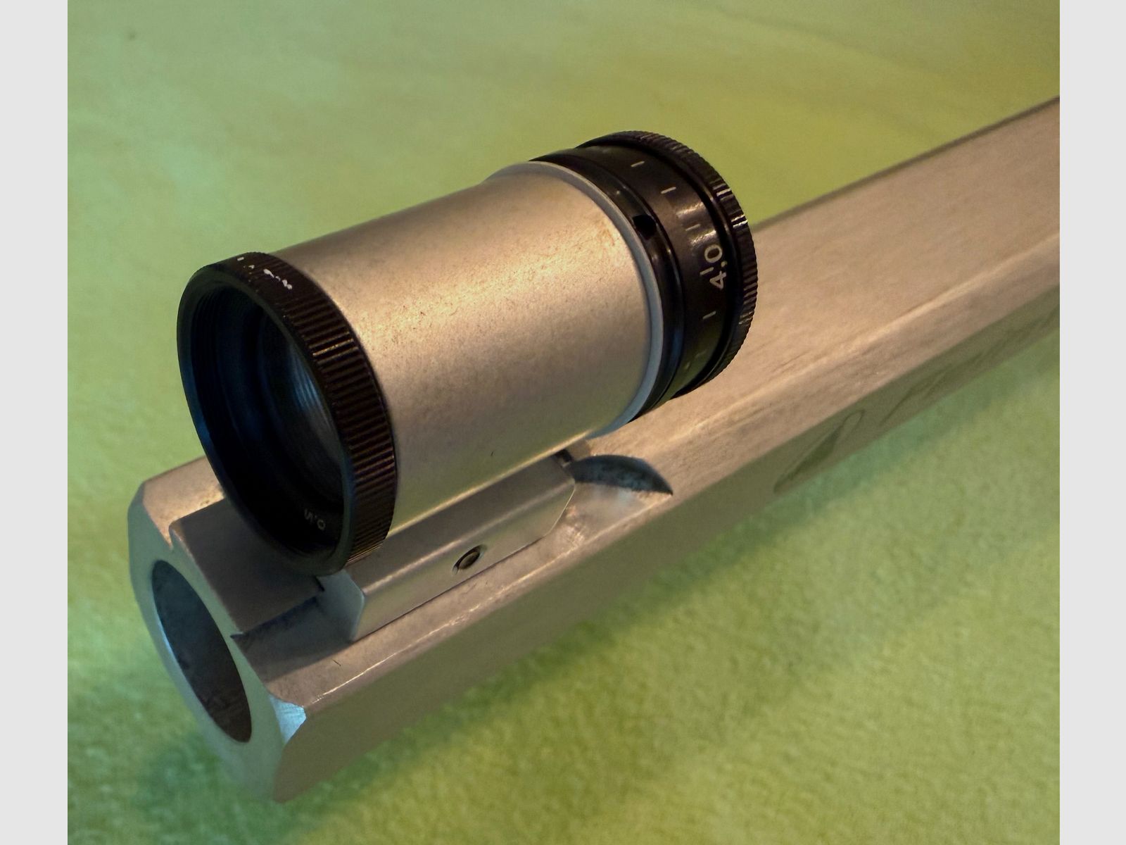 Feinwerkbau 2602 KK Match Gewehr .22lfb z diopterem Anschütz oraz akcesoriami, drewniana kolba prawostronna