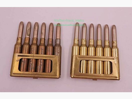 Italien - Diverses cartouches de fusil sur cadres de chargement 6,5 Carcano