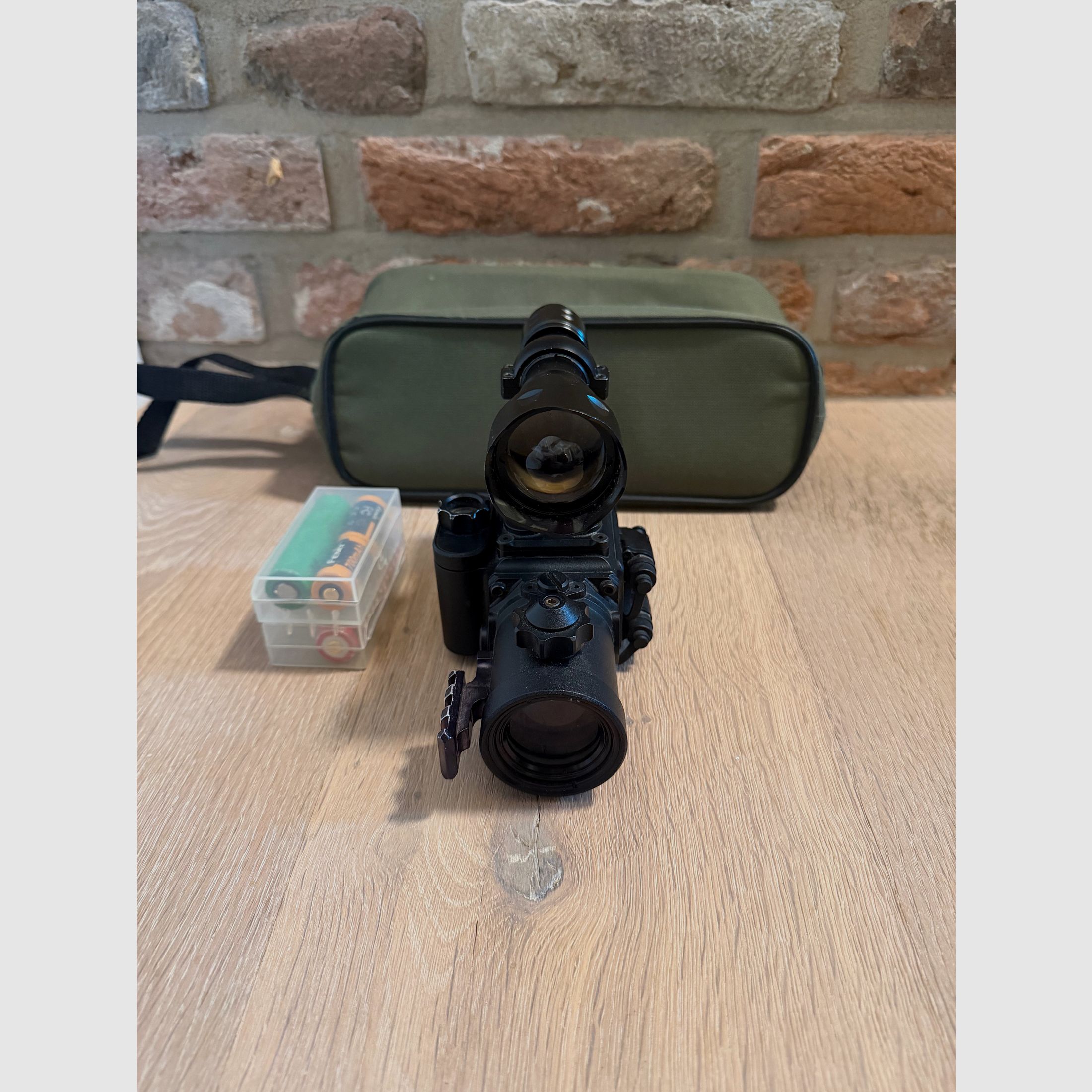 Nivex NV156 dispositivo di visione notturna incluso ir-Strahler