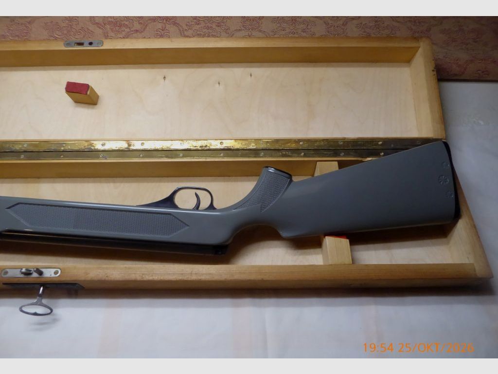 Carabina ad aria compressa Haenel 304, anni ’80. Unico proprietario, nella sua cassa, in ottime condizioni., immagine 4 di 20