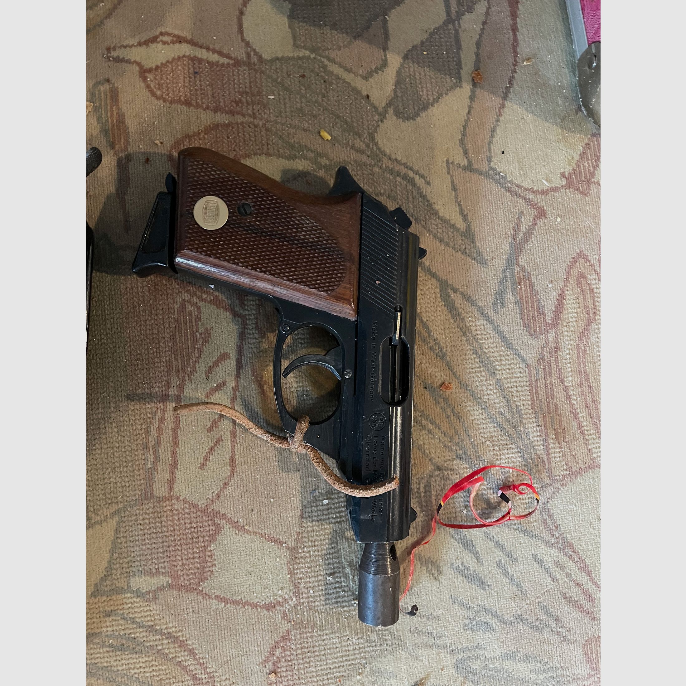 Mauser hsc Knall mod 84 