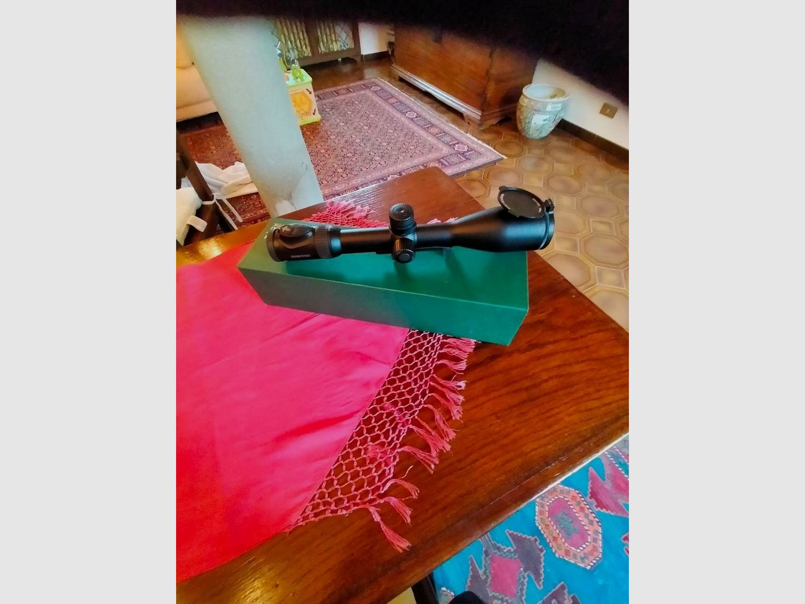 Swarovski Z8i 2.3-18x56 P telescopio con accessori