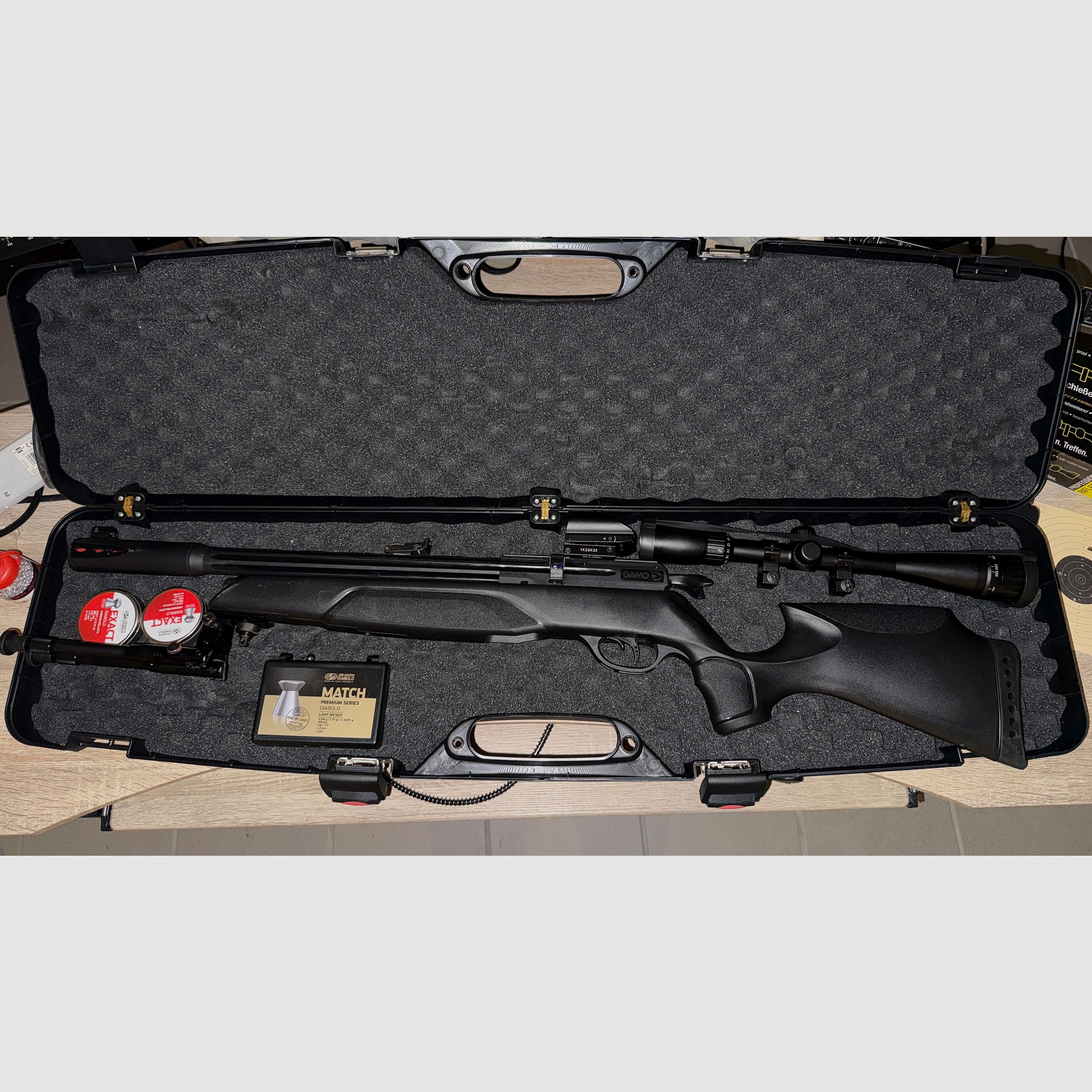 Gamo Arrow / PCP bolt-action air rifle (complete plinking set)