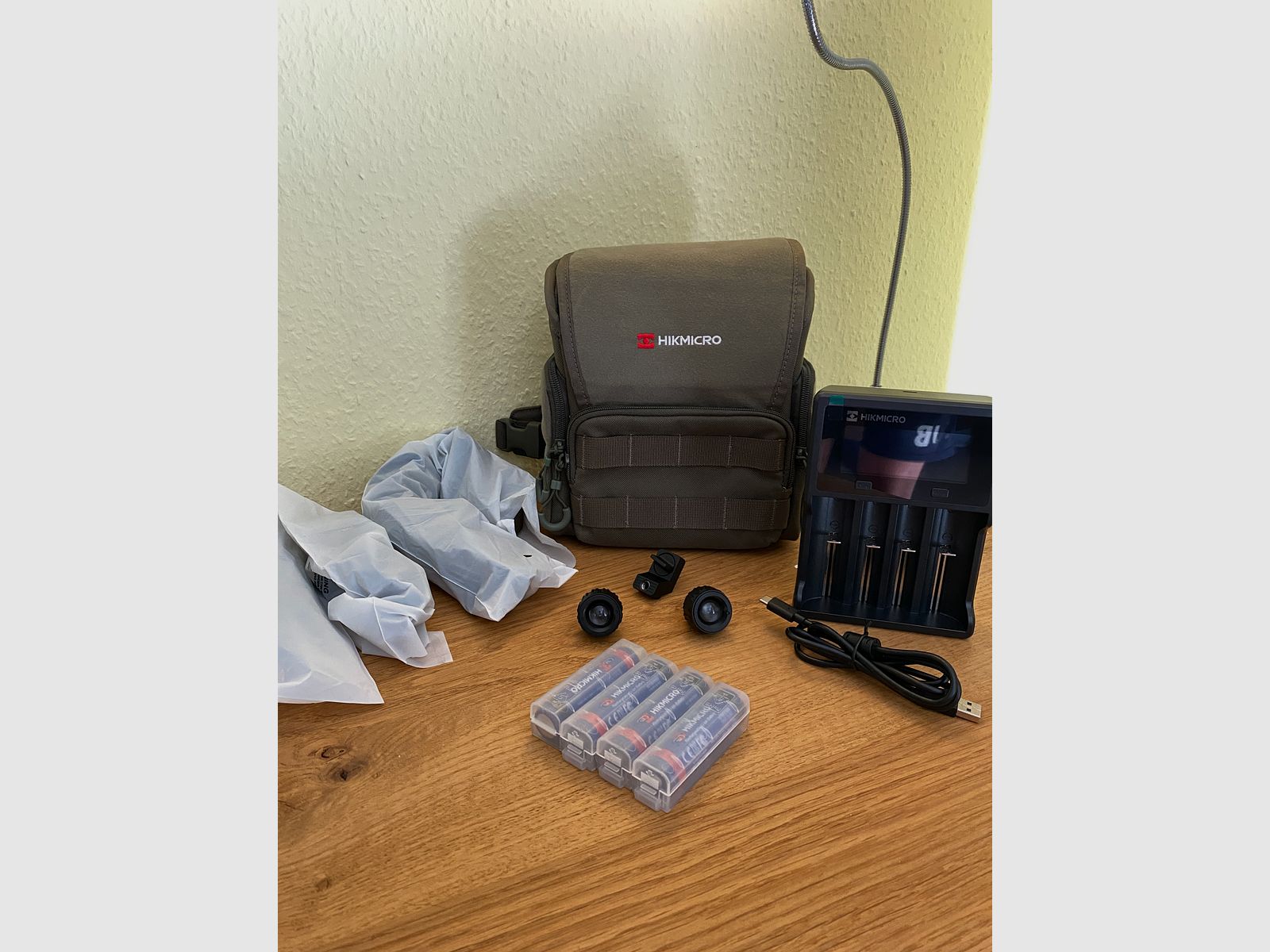 Hikmicro Habrok 4K HQ35L 5.5-22x60 appareil de caméra thermique