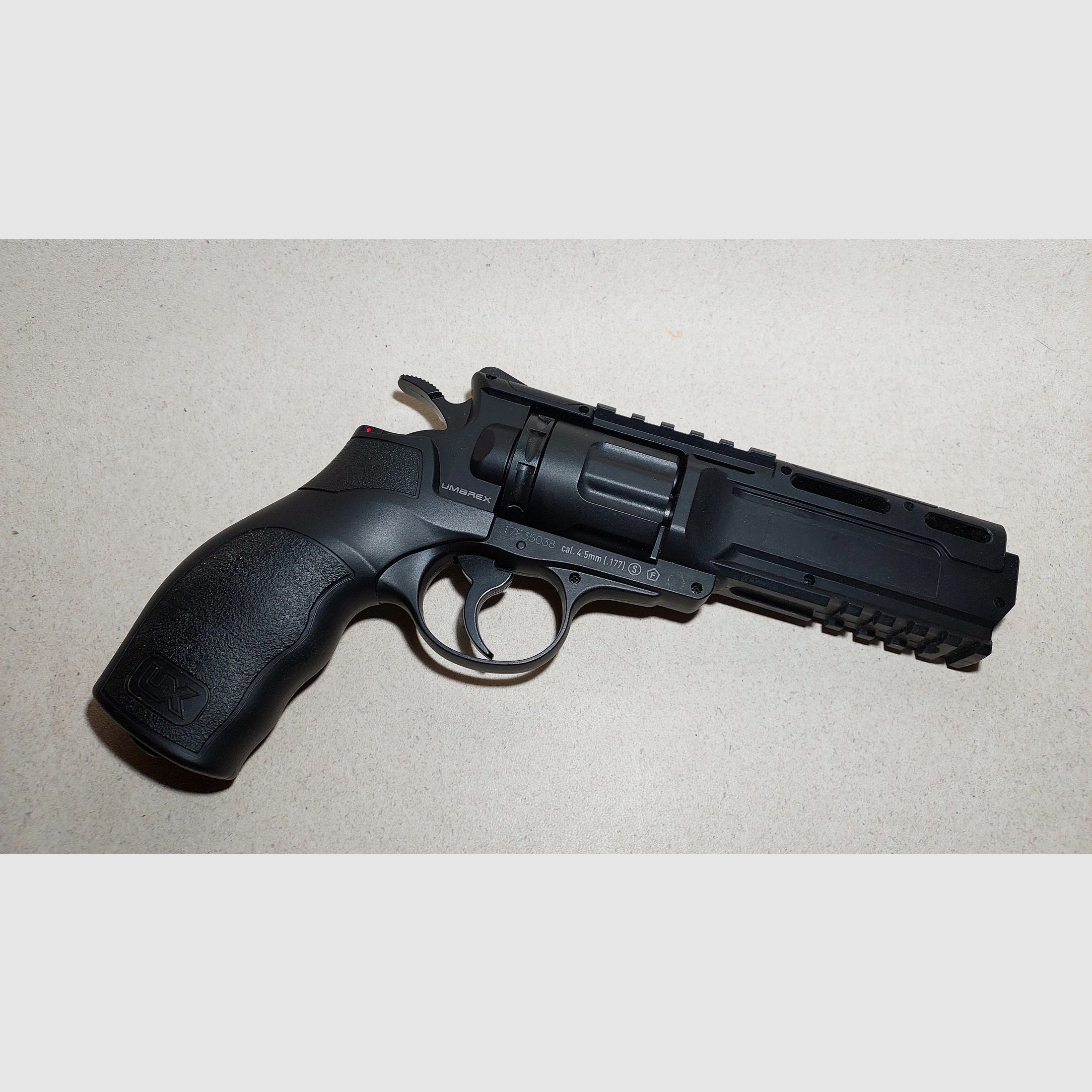 Umarex Tornado CO2 Revolver Kal. 4,5mm Stahl BB schwarz *undicht