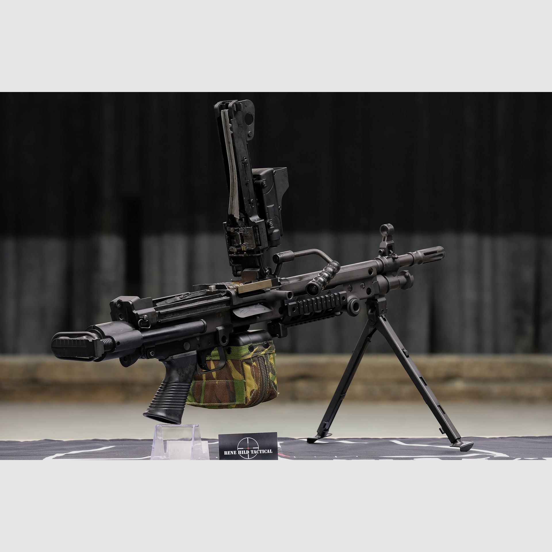 Astra Arms MG553, image 7 sur 7