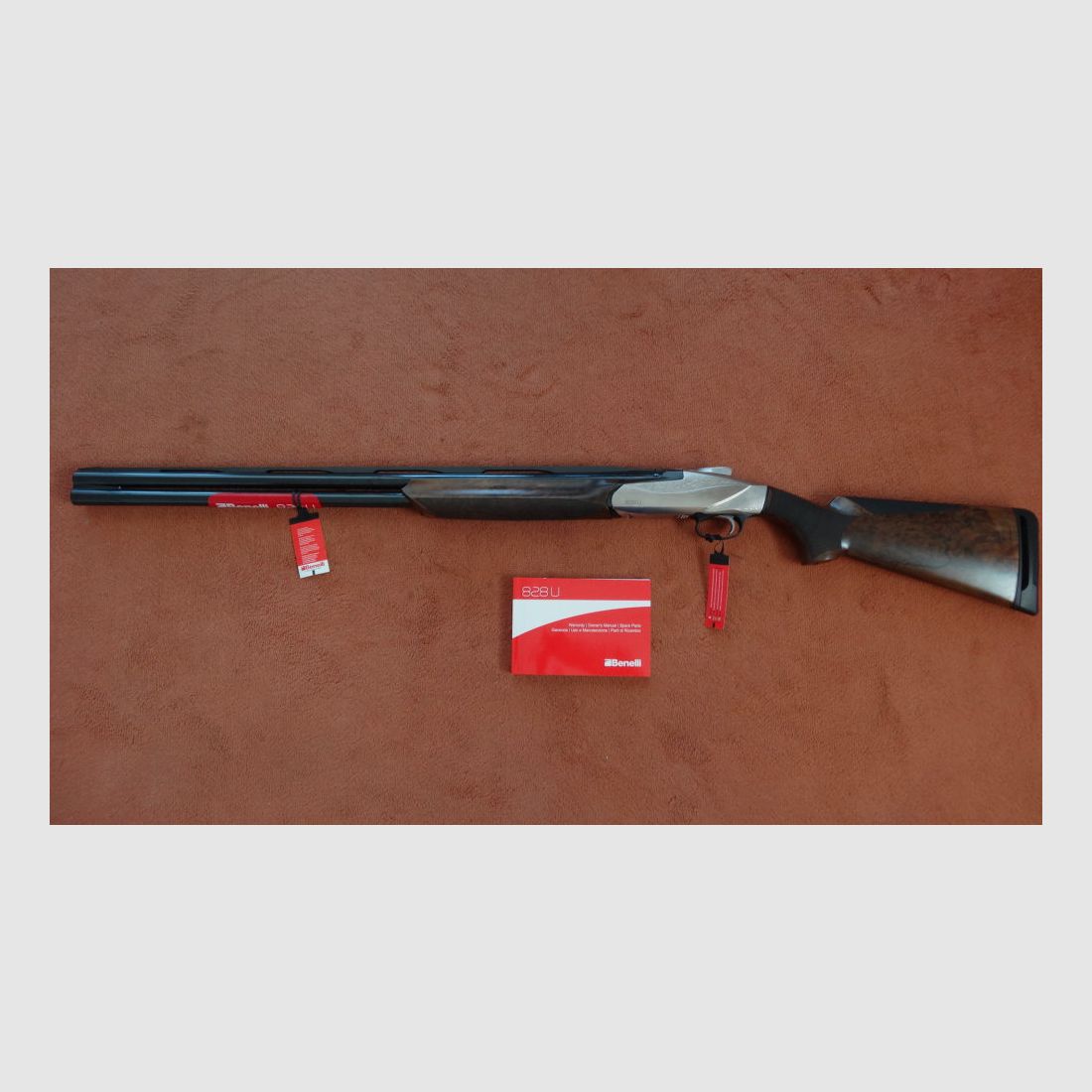 Benelli over-and-under shotgun: Benelli 828U-Silver-Cal. 12/76