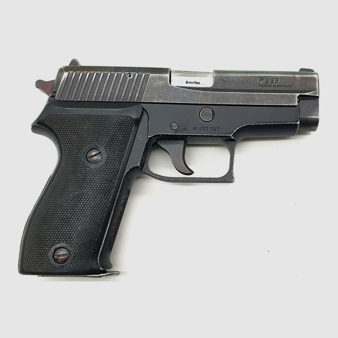 Sig Sauer P225, P6