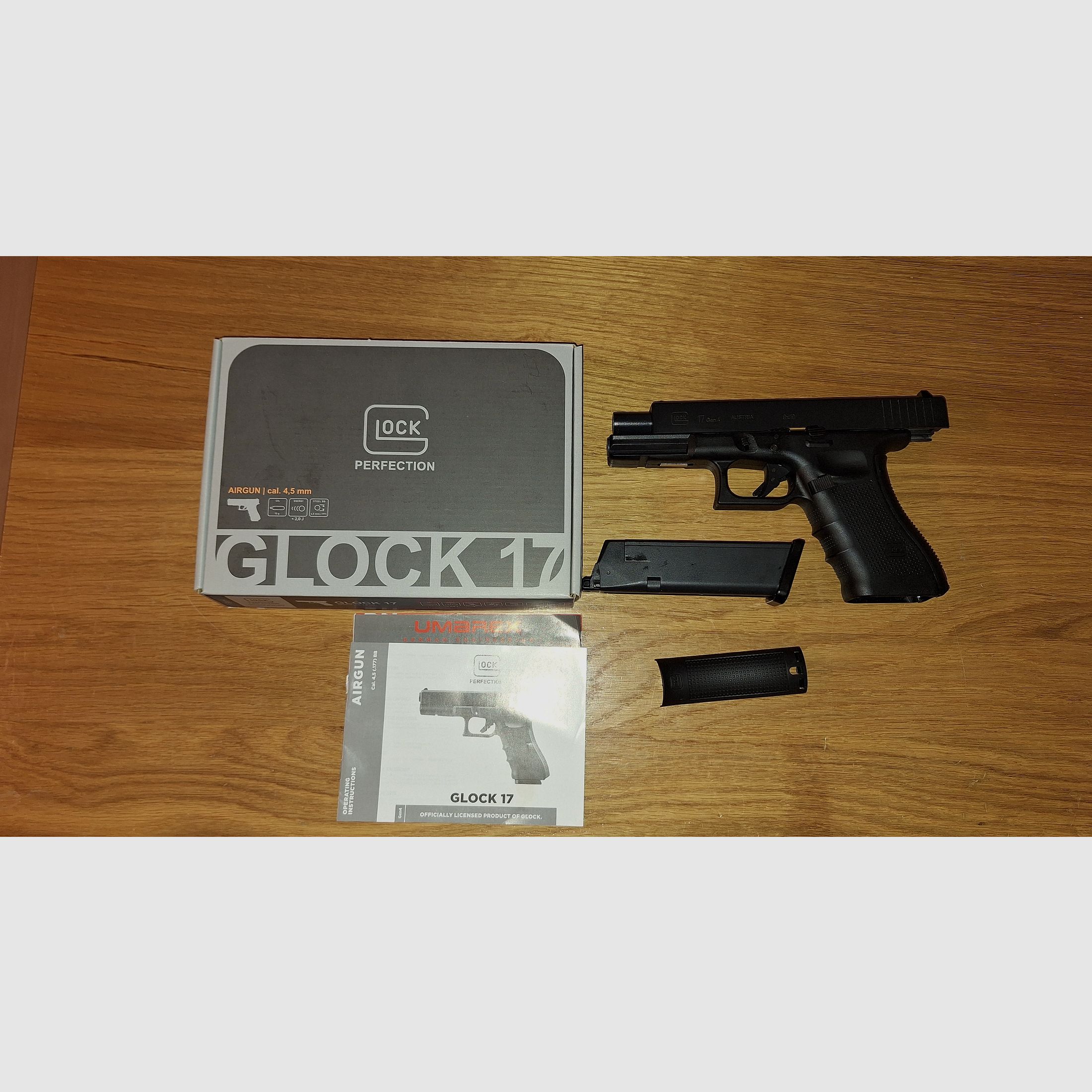 Glock 17 Gen4 Co2 guter Zustand 4,5 mm Stahl-BB mit Blowback