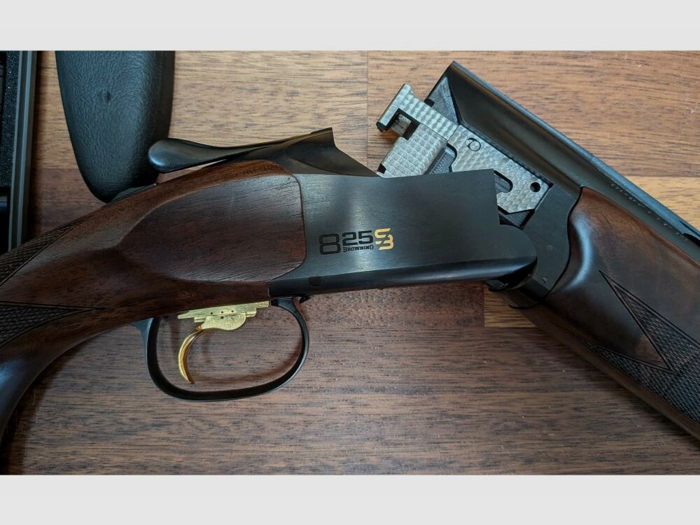 Browning B825 S3 12/76