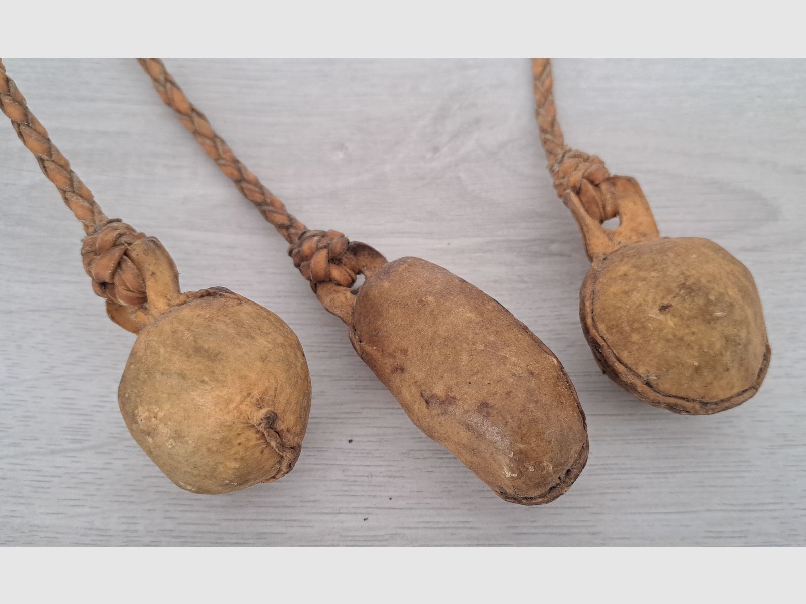 South American bola, gaucho slingshot weapon, cattle catching, hunting, handmade, genuine leather