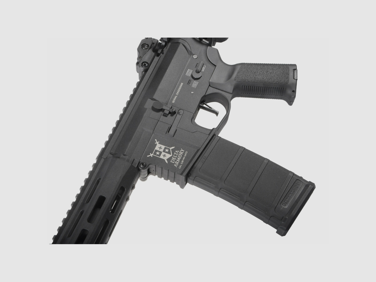 M4 AR15 M-LOK 10 pulgadas CHARLIE EAGLE ETU Negro S-AEG Rifle Airsoft Libre a partir de 18 años | Delta Armory